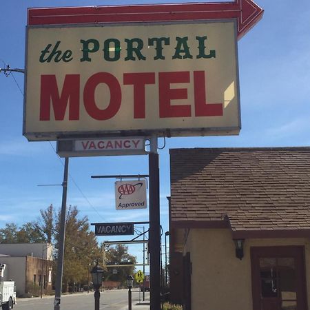 Portal Motel Лон Пайн Екстериор снимка